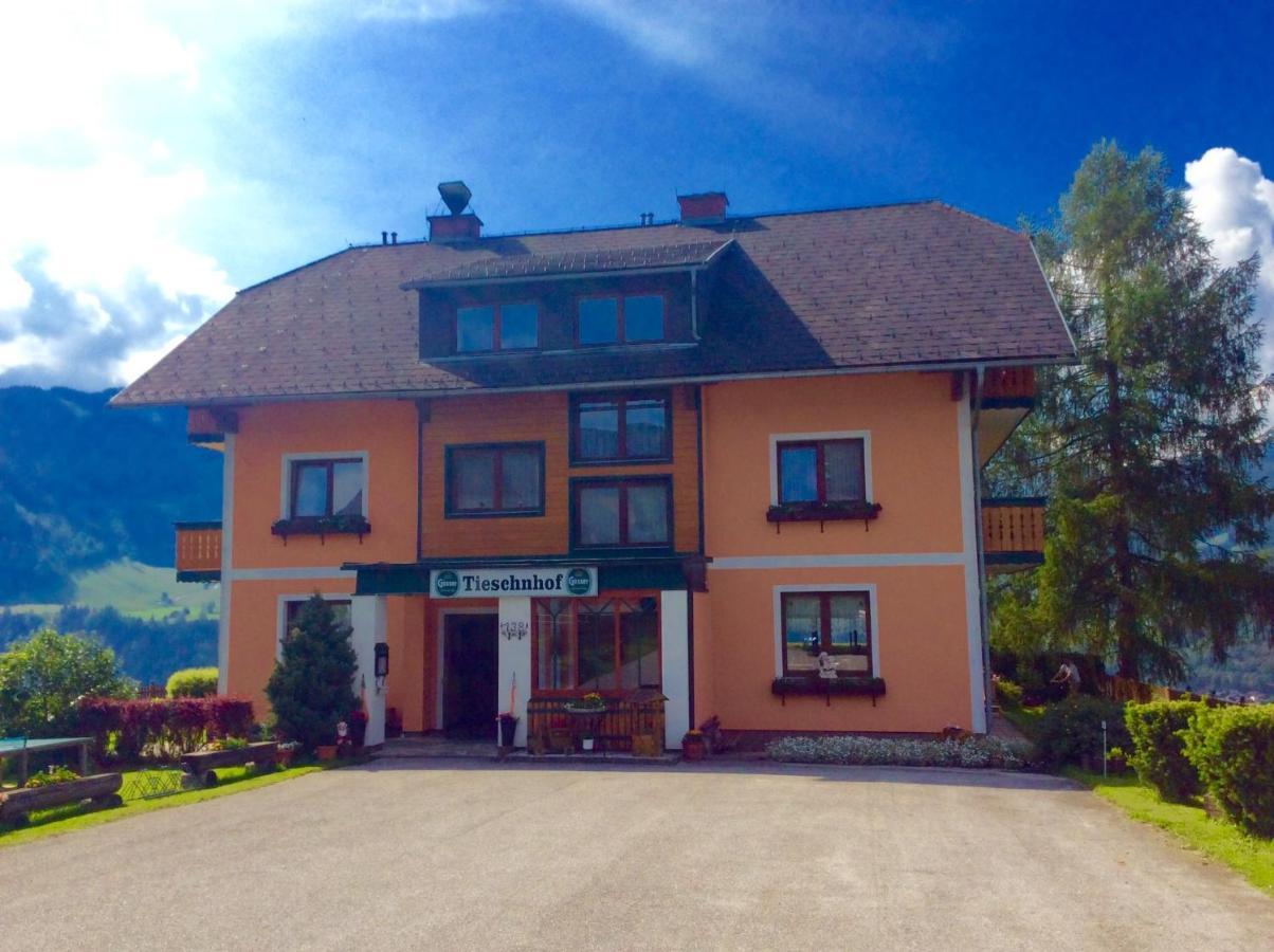 Отель Tieschnhof Грёбминг Экстерьер фото